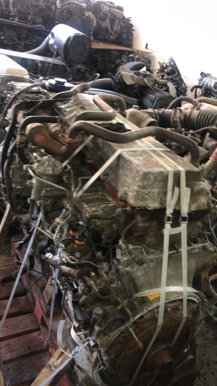 HINO-E13C-115000-4.jpeg