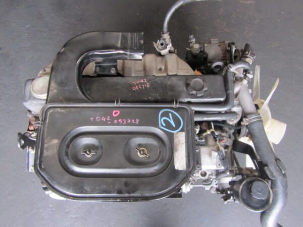 NISSAN-TD42-4.2-DIESEL-600x450-1.jpg