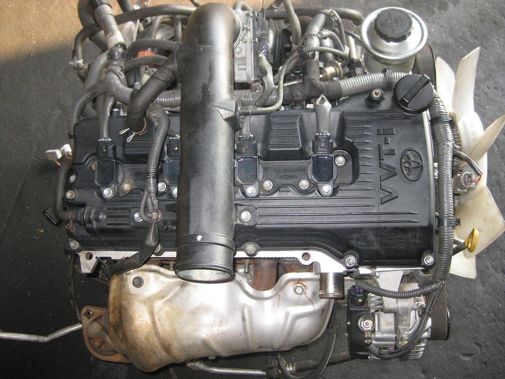 TOYOTA-1TR-VVTI-2.0-HILUX.jpg
