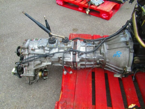 TOYOTA-TACOMA-HILUX-SURF-2.4L-DIESEL-2L-TE-2L-4X4-GEARBOX-TRANSMISSION-1024x768-1-600x450-1.jpg